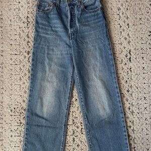 Levi's Ribcage Straight Women's Blue Ankle Jeans